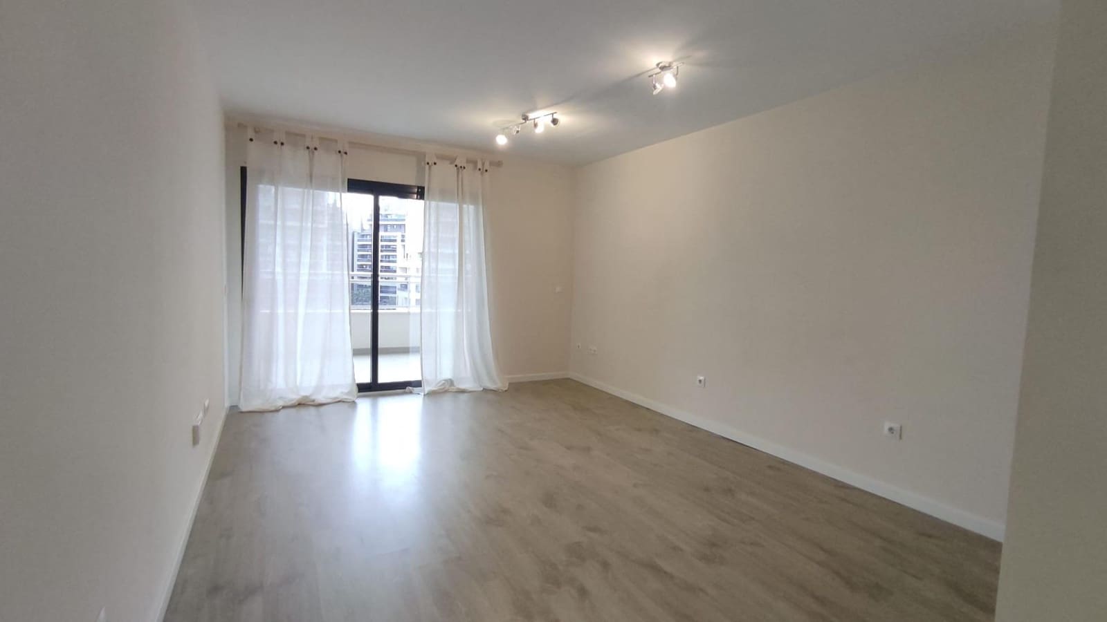 2 camera da letto Appartamento da affittare in Playa de San Juan con piscina garage - 1.500 € (Rif: 9656197)