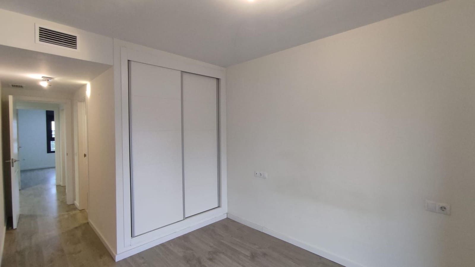 2 camera da letto Appartamento da affittare in Playa de San Juan con piscina garage - 1.500 € (Rif: 9656197)