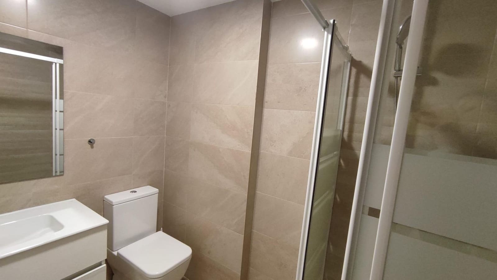 2 camera da letto Appartamento da affittare in Playa de San Juan con piscina garage - 1.500 € (Rif: 9656197)