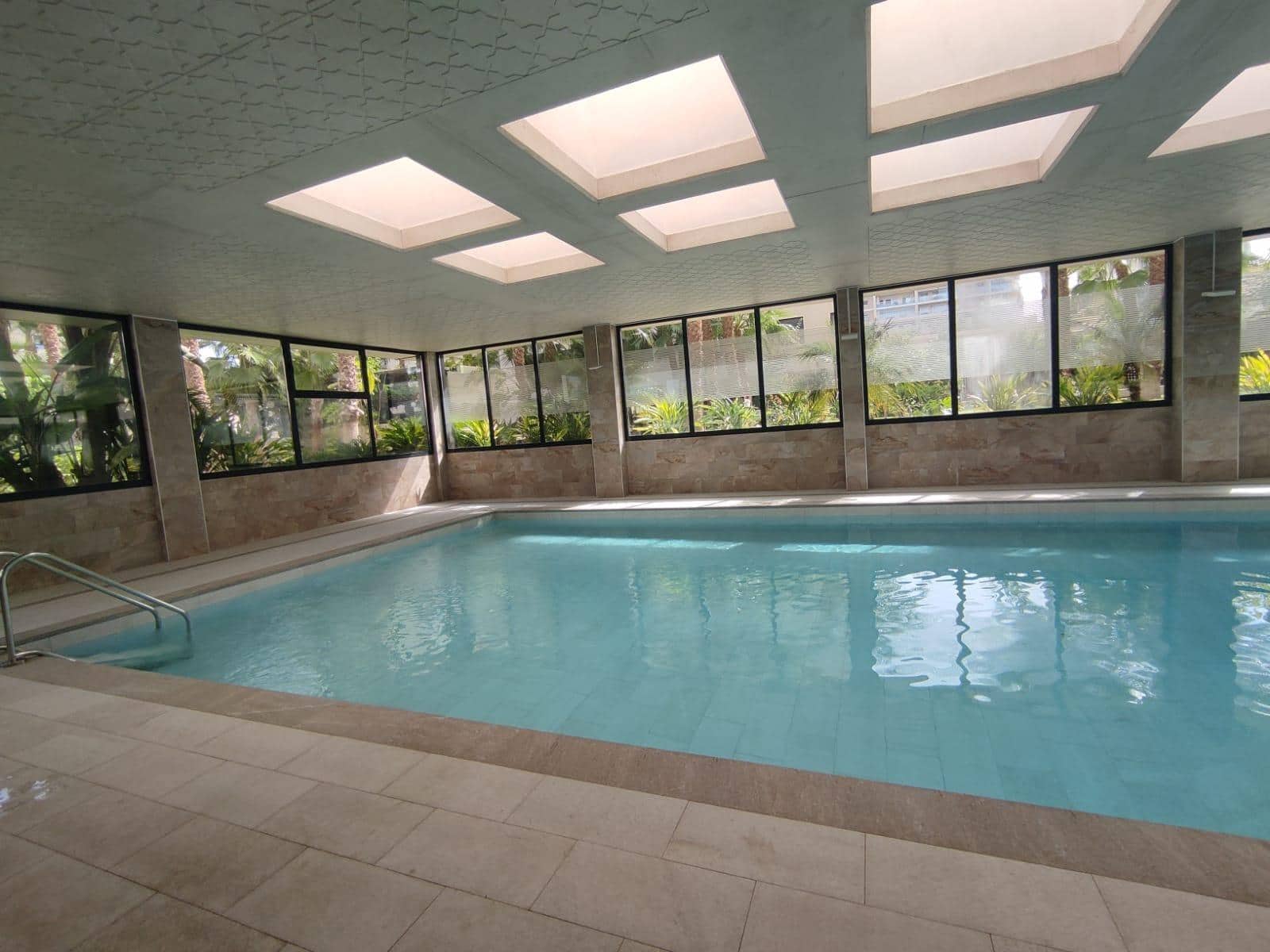 2 camera da letto Appartamento da affittare in Playa de San Juan con piscina garage - 1.500 € (Rif: 9656197)