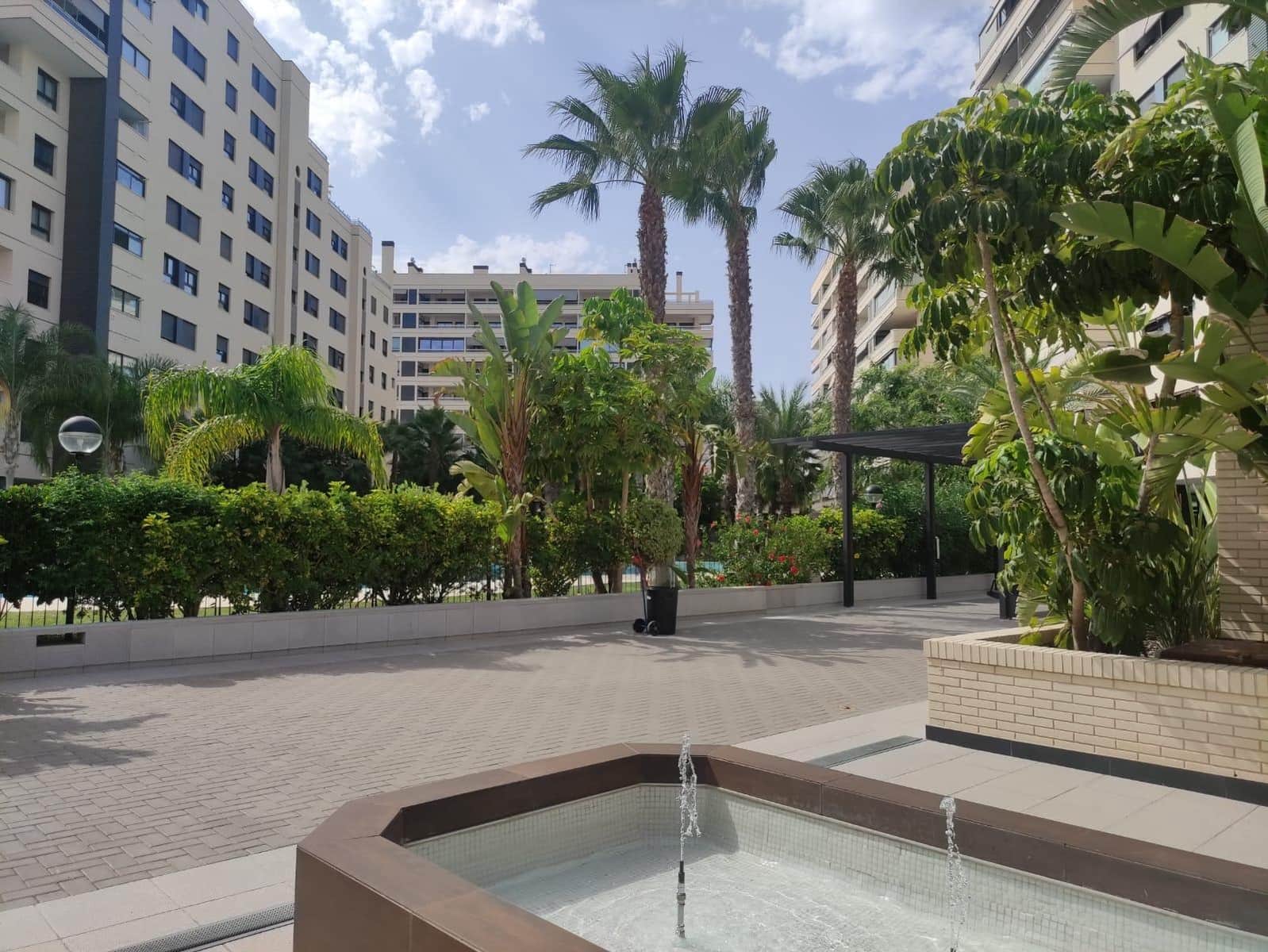 2 camera da letto Appartamento da affittare in Playa de San Juan con piscina garage - 1.500 € (Rif: 9656197)