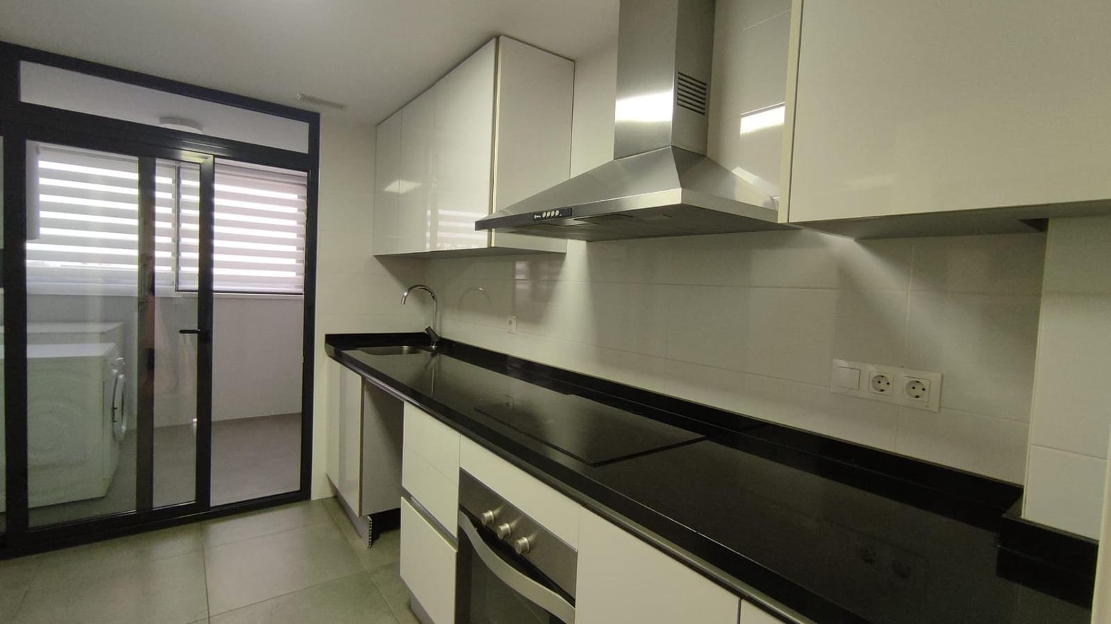 2 camera da letto Appartamento da affittare in Playa de San Juan con piscina garage - 1.500 € (Rif: 9656197)