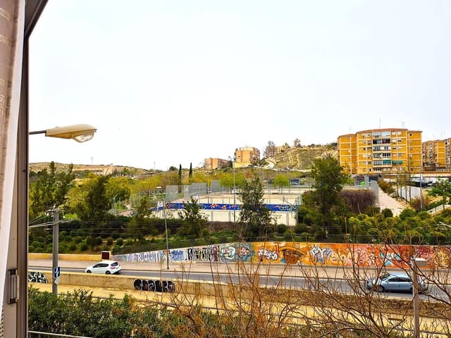 3 sypialnia Apartament do wynajęcia w Miasto Alicante / Alacant - 800 € (Ref: 9659525)