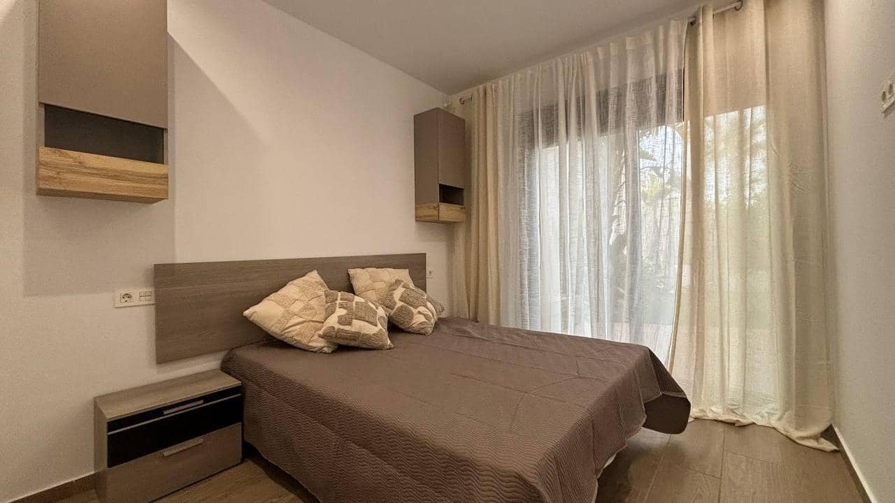 3 bedroom Flat for rent in Finestrat with pool - € 1,800 (Ref: 9659526)