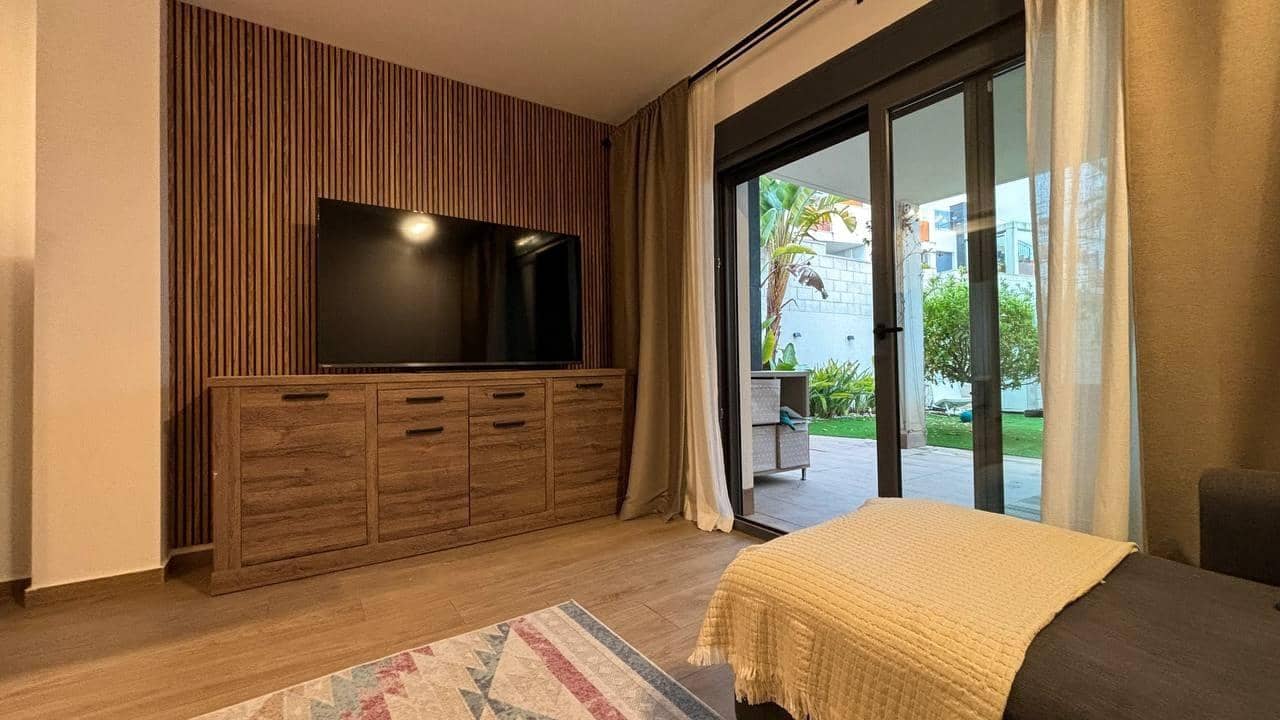 3 quarto Apartamento para arrendar em Finestrat com piscina garagem - 1 800 € (Ref: 9659526)
