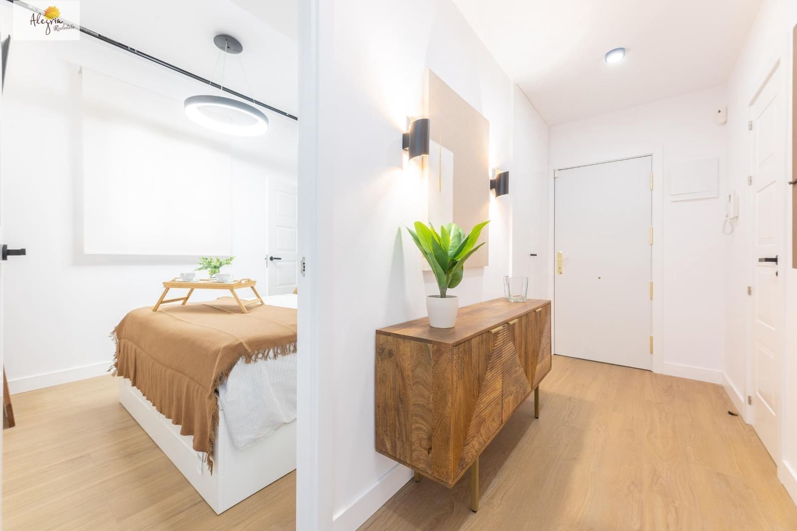 Apartamento de 2 habitaciones en València ciudad en alquiler - 1.600 € (Ref: 9666616)