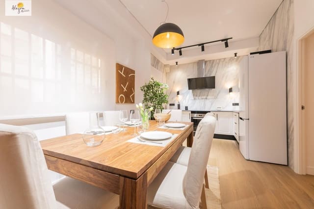 Apartamento de 2 habitaciones en Algiros, València ciudad en alquiler - 1.600 € (Ref: 9666616)