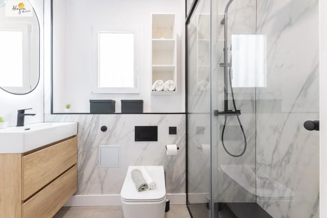 Apartamento de 2 habitaciones en Algiros, València ciudad en alquiler - 1.600 € (Ref: 9666616)