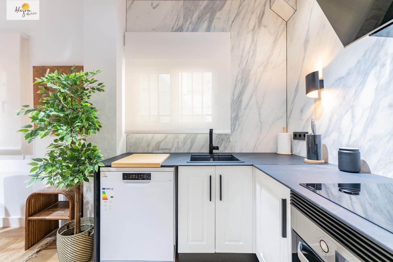 Apartamento de 2 habitaciones en València ciudad en alquiler - 1.600 € (Ref: 9666616)