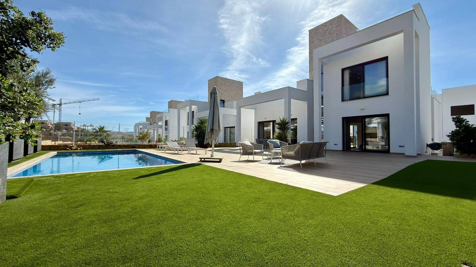 5 sovrum Villa till salu i Finestrat med pool - 915 000 € (Ref: 9679945)