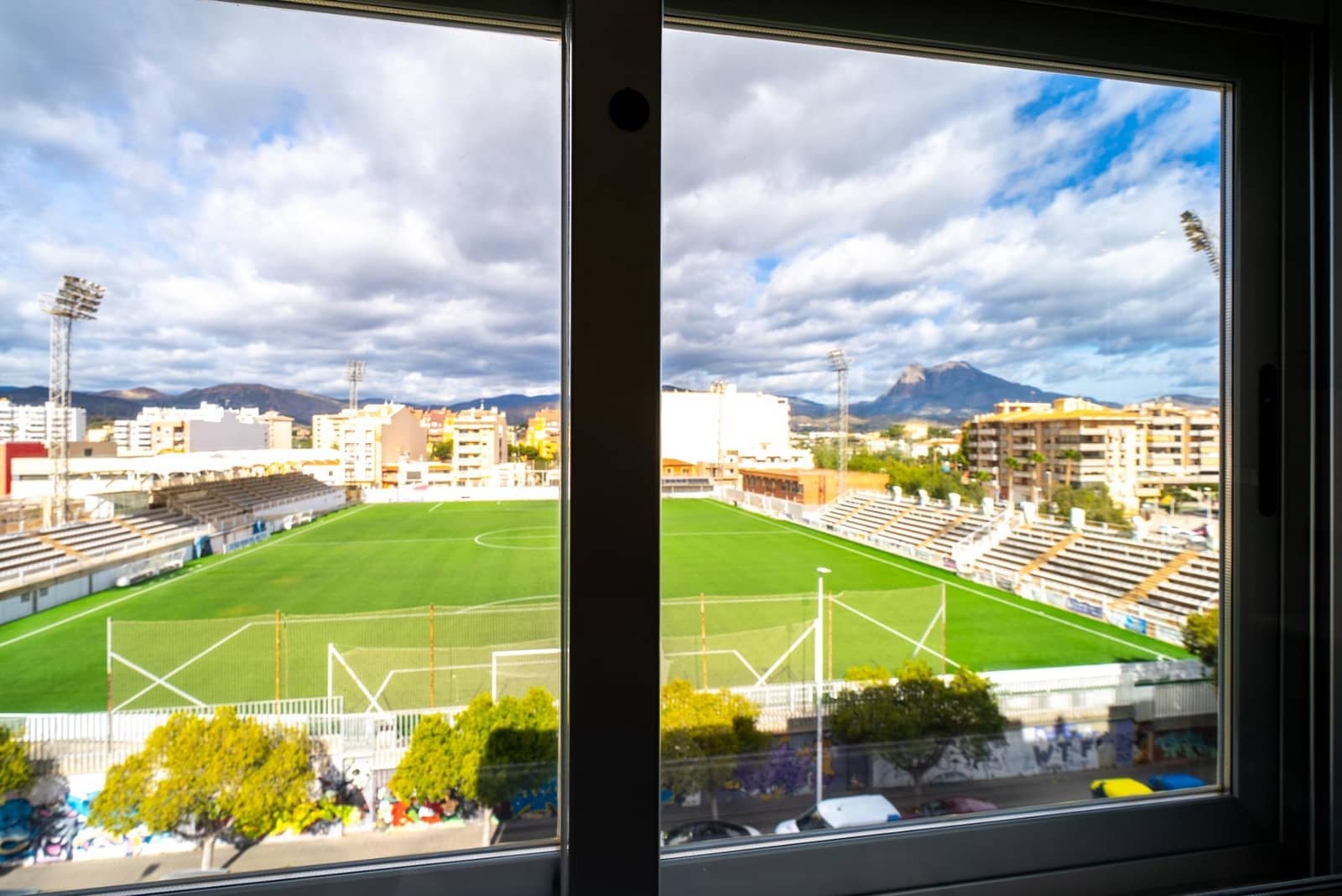 4 Zimmer Apartment zu verkaufen in La Villajoyosa / Vila Joiosa mit Pool Garage - 650.000 € (Ref: 9679946)