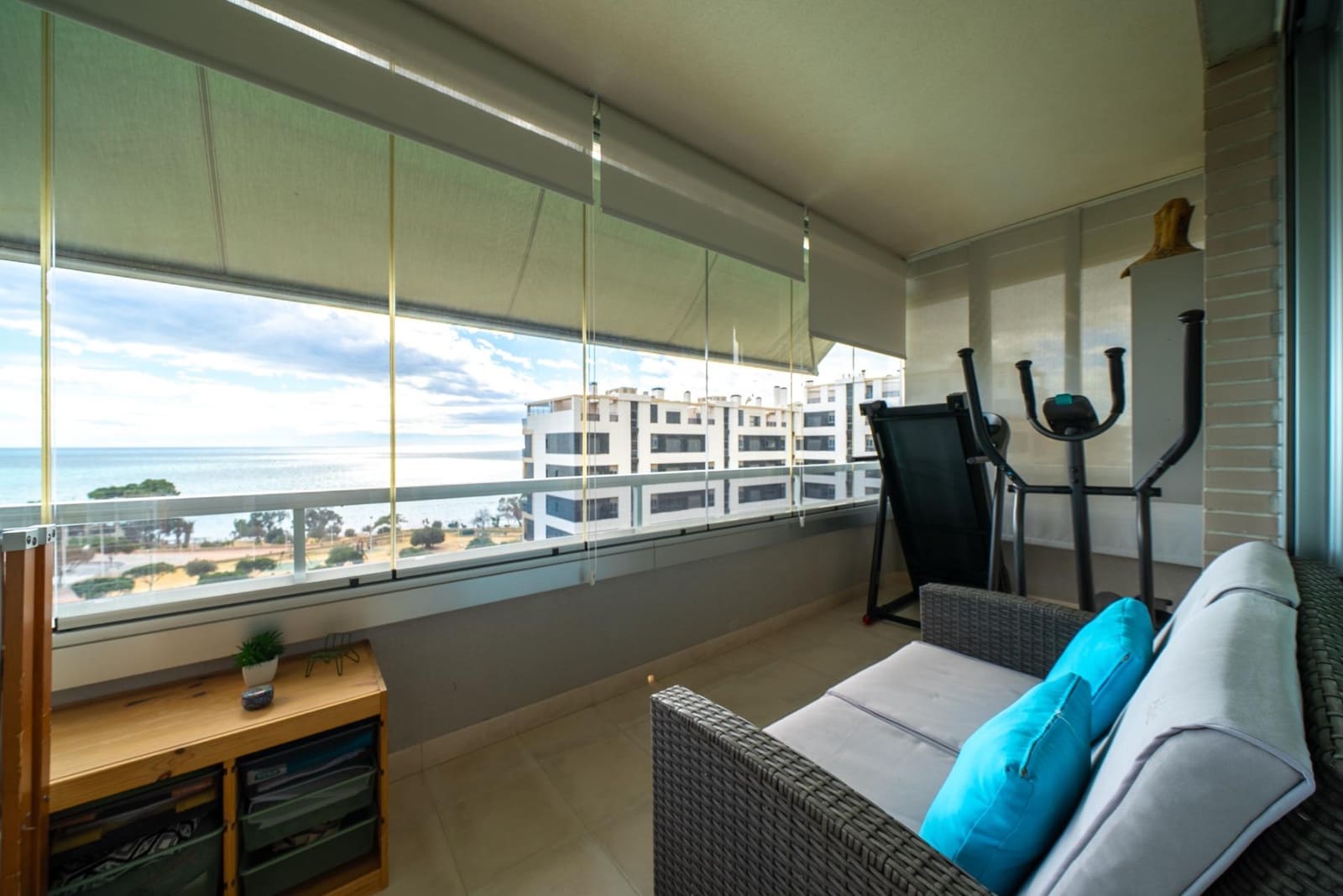 4 Zimmer Apartment zu verkaufen in La Villajoyosa / Vila Joiosa mit Pool Garage - 650.000 € (Ref: 9679946)