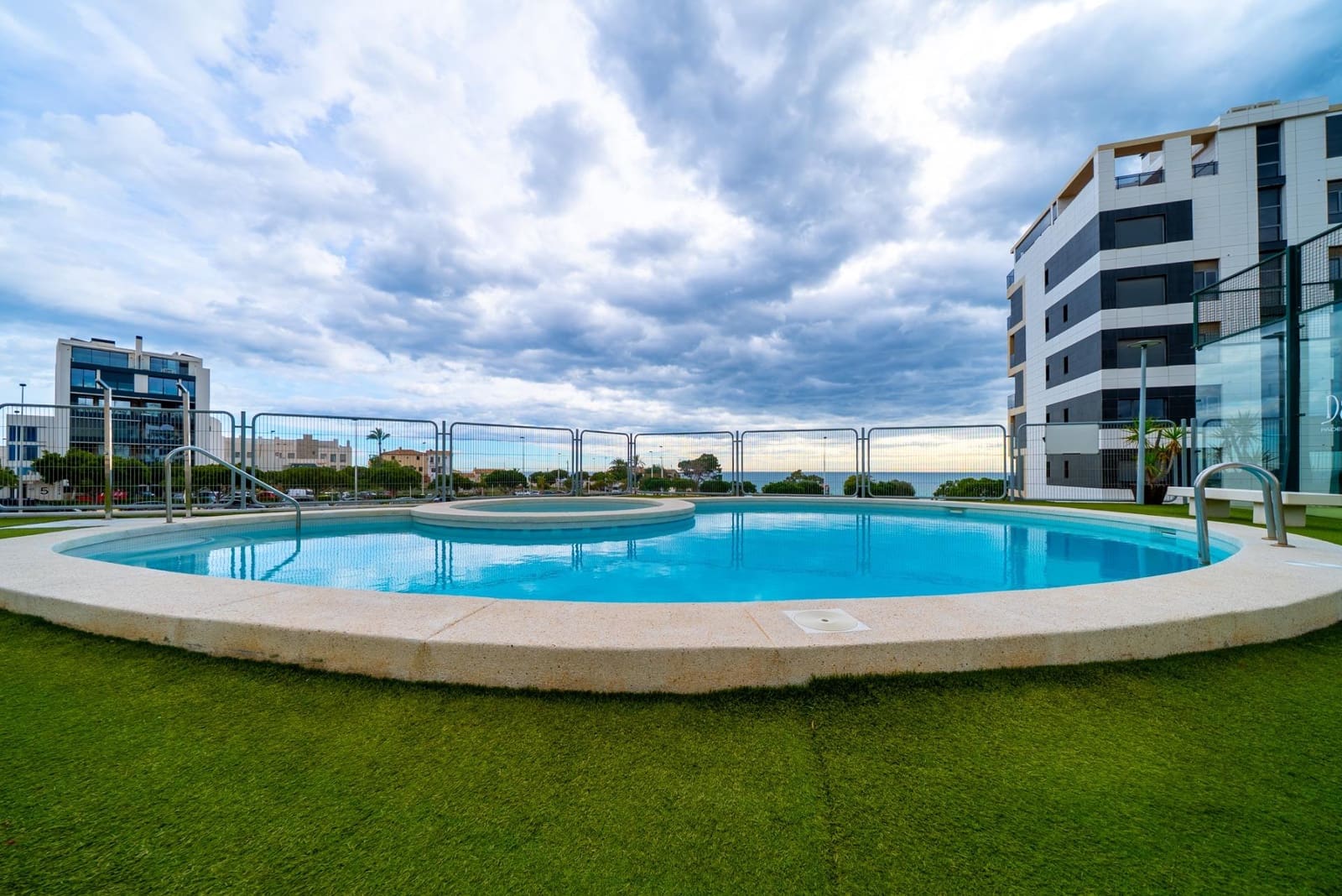 4 Zimmer Apartment zu verkaufen in La Villajoyosa / Vila Joiosa mit Pool Garage - 650.000 € (Ref: 9679946)