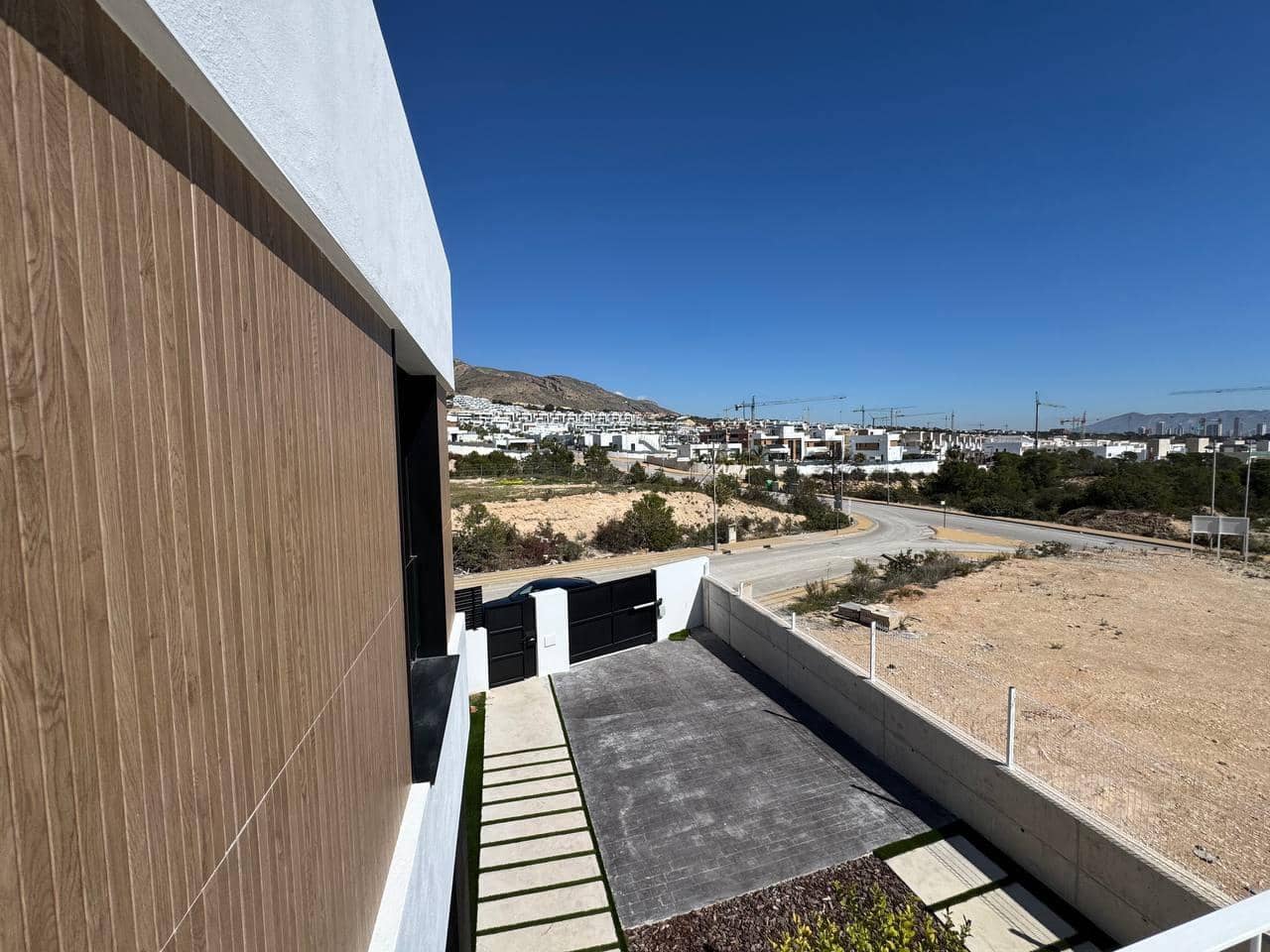 3 slaapkamer Villa te koop in Finestrat met zwembad - € 850.000 (Ref: 9679948)