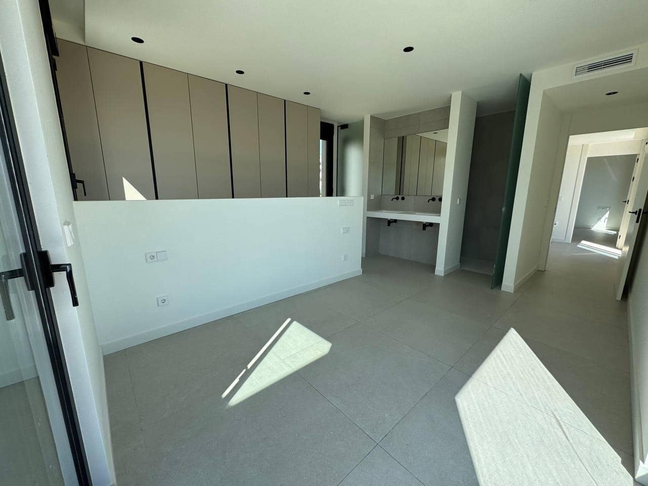 3 slaapkamer Villa te koop in Finestrat met zwembad - € 850.000 (Ref: 9679948)