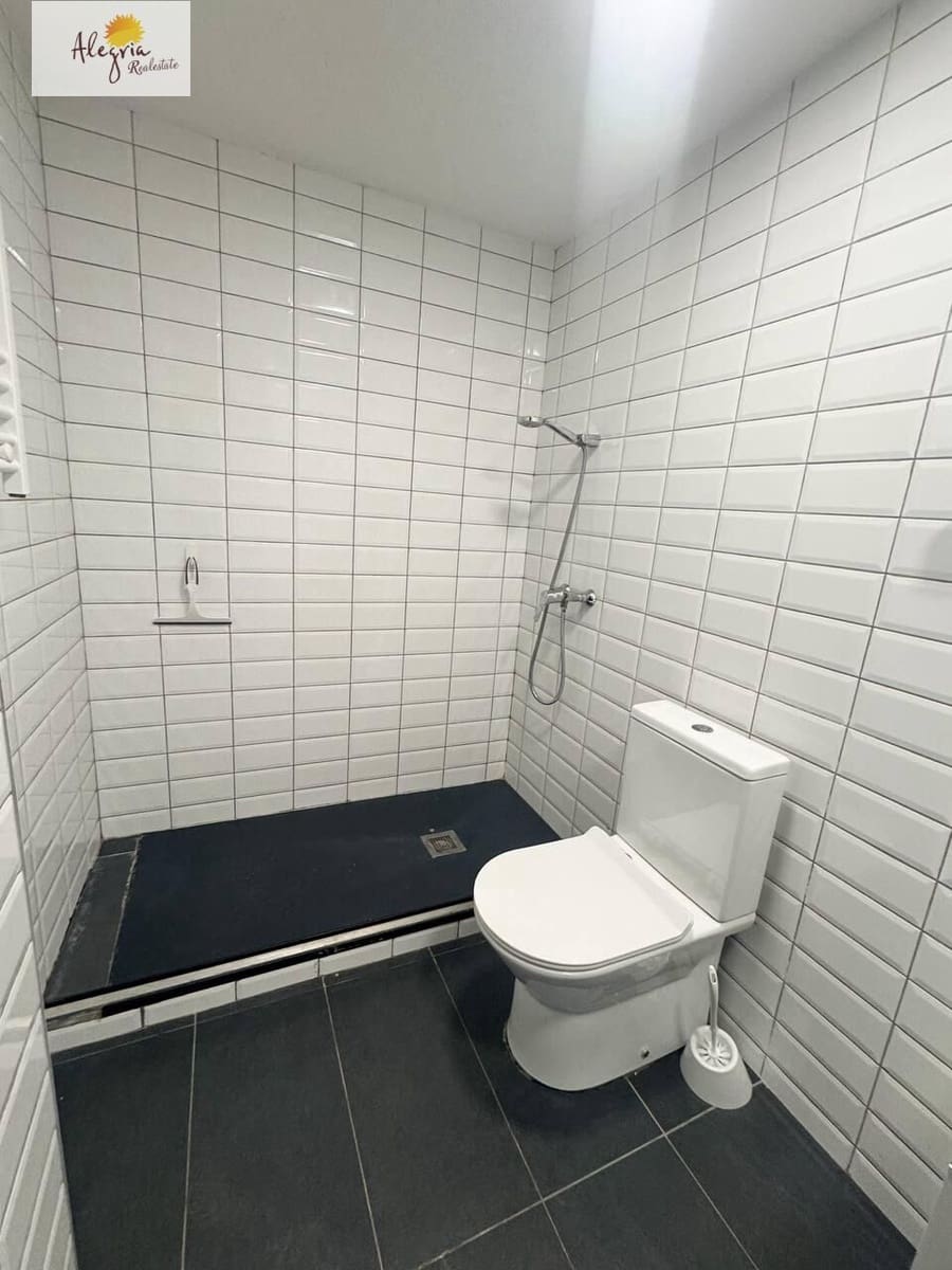 Commerciale in vendita in Mislata - 80.000 € (Rif: 9679949)