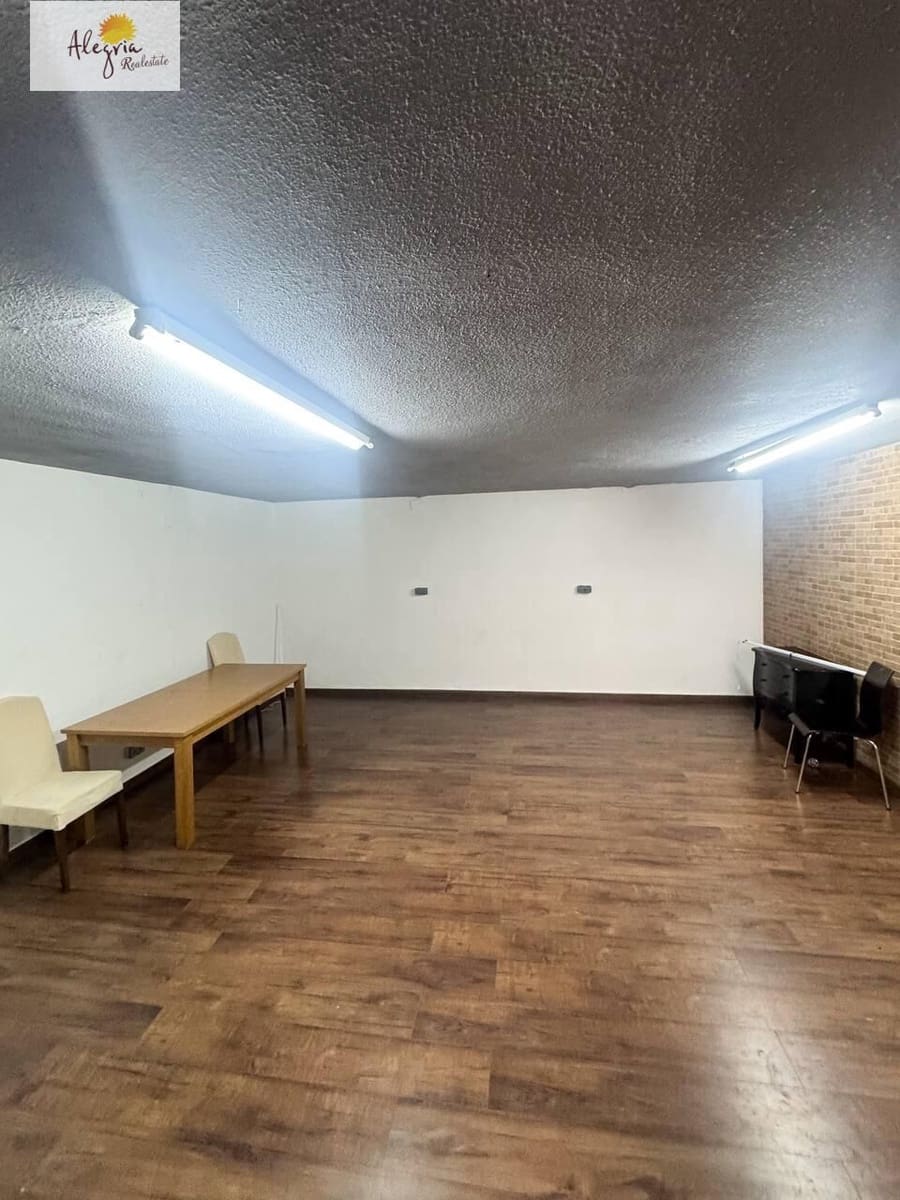 Commerciale in vendita in Mislata - 80.000 € (Rif: 9679949)