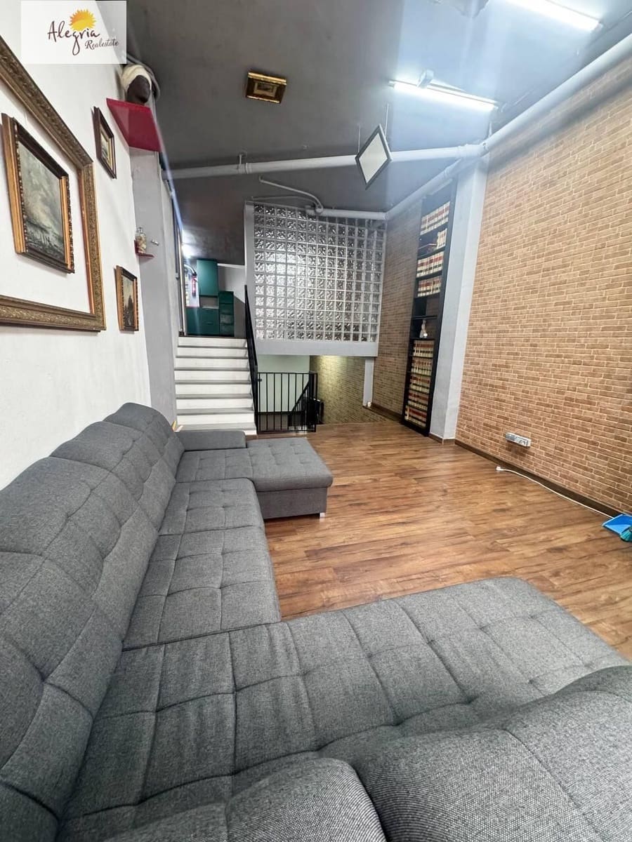 Commerciale in vendita in Mislata - 80.000 € (Rif: 9679949)