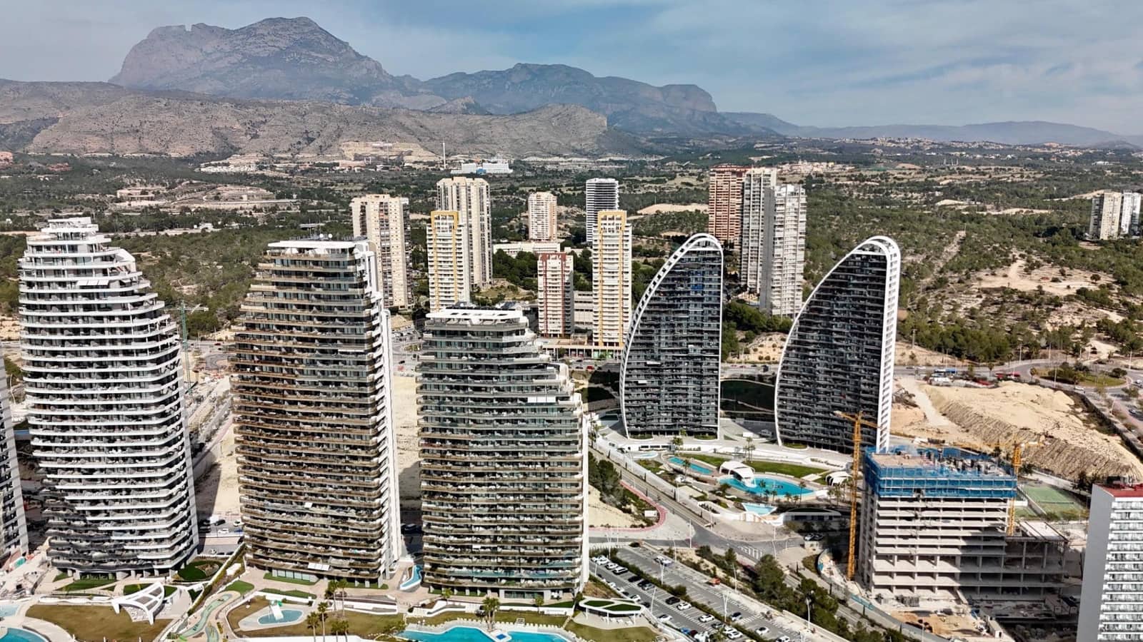 3 soveværelse Penthouse til salg i Benidorm med swimmingpool - € 1.339.000 (Ref: 9695445)