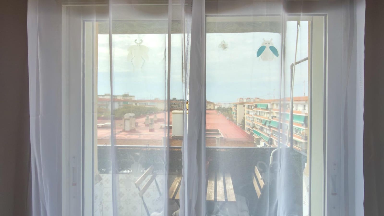 3 bedroom Penthouse for sale in Alicante / Alacant city - € 120,000 (Ref: 9712081)