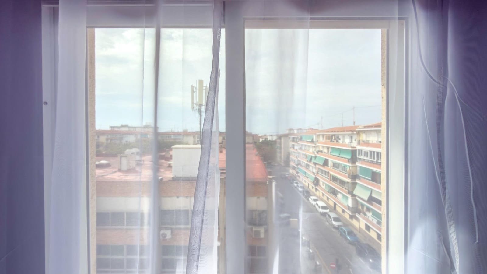 3 bedroom Penthouse for sale in Alicante / Alacant city - € 120,000 (Ref: 9712081)