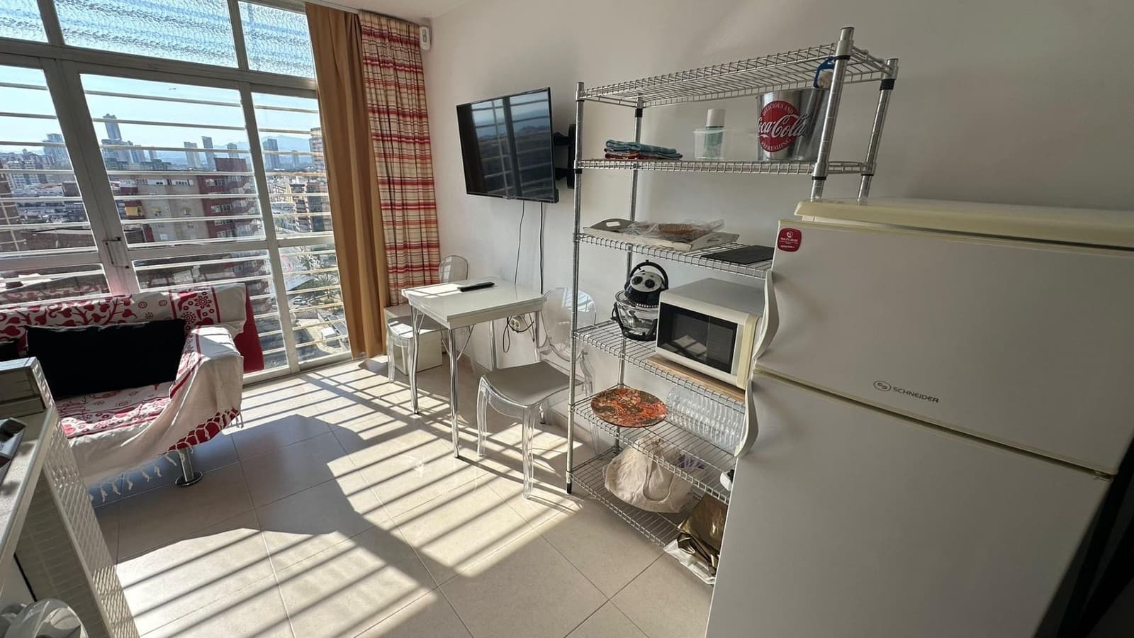 1 slaapkamer Appartement te koop in Benidorm met zwembad - € 143.000 (Ref: 9721803)