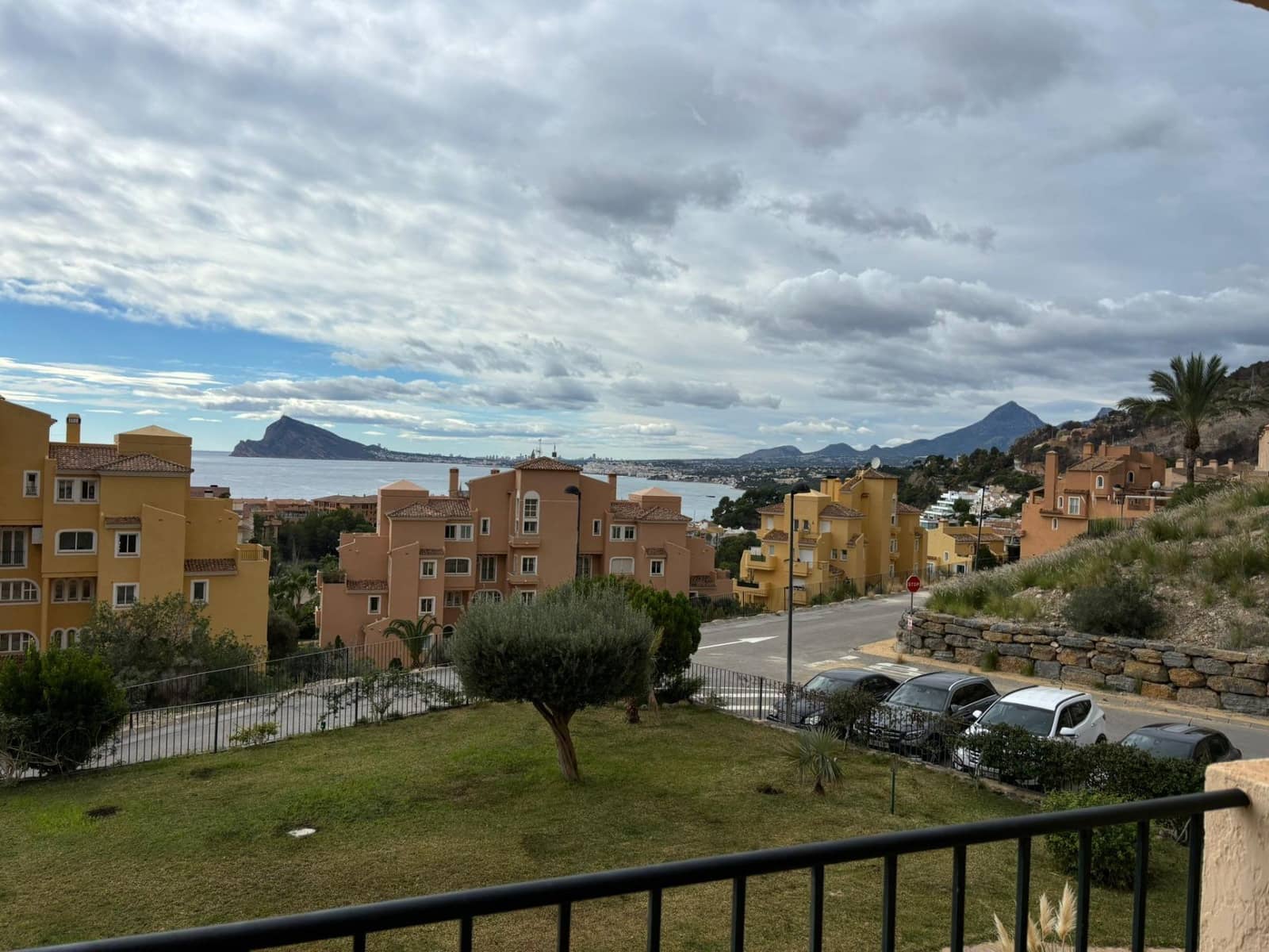 2 soveværelse Lejlighed til leje i Calpe / Calp med swimmingpool - € 1.300 (Ref: 9721804)