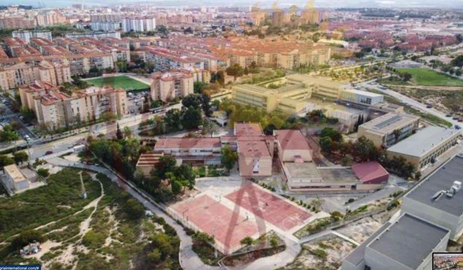 3 makuuhuone Huoneisto myytävänä paikassa Alicante kaupunki - 135 000 € (Ref: 9721805)