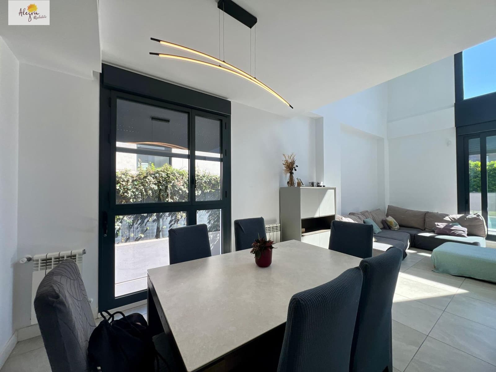 4 Zimmer Villa zu verkaufen in Betera mit Pool Garage - 800.000 € (Ref: 9741837)