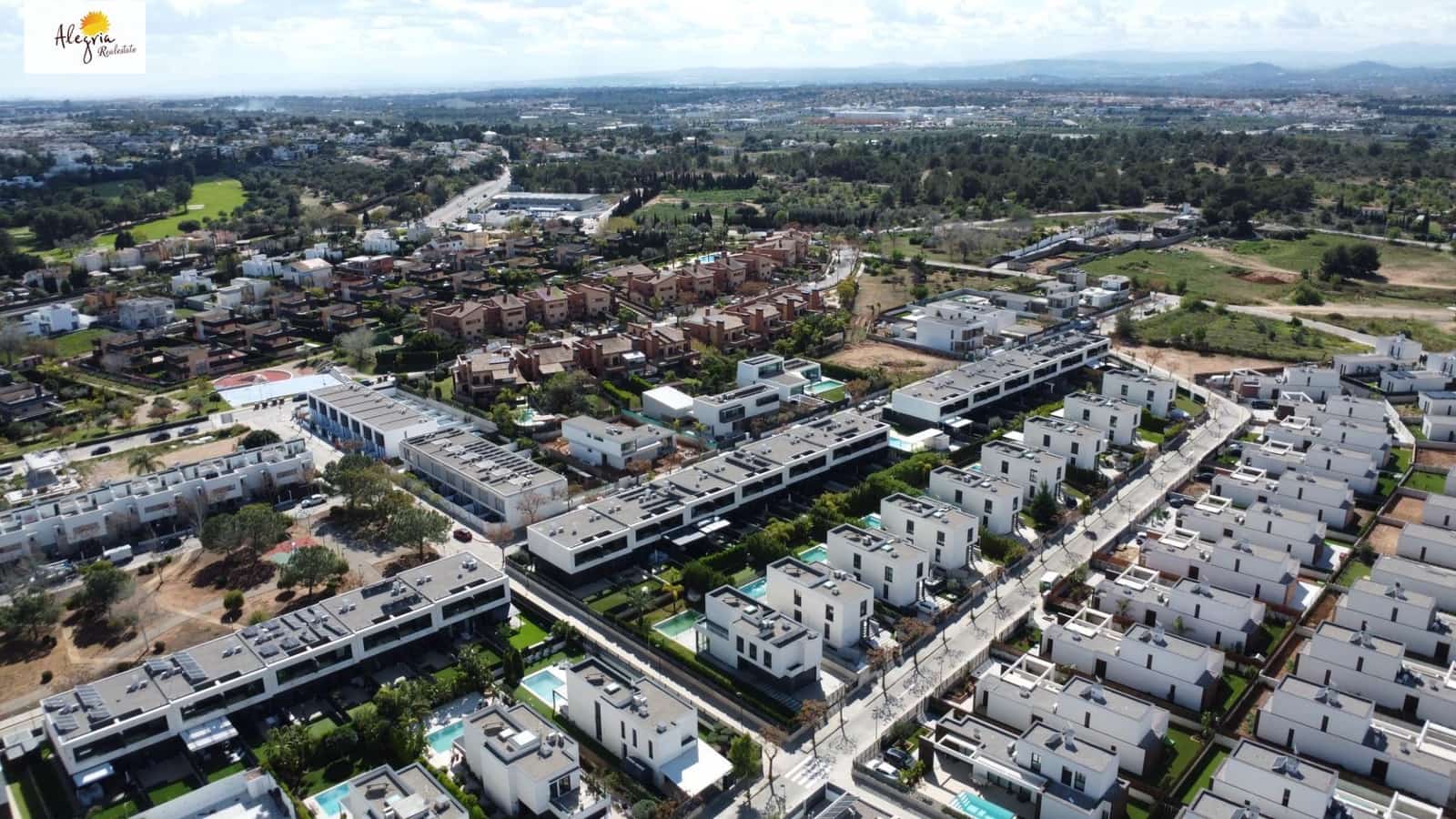 4 Zimmer Villa zu verkaufen in Betera mit Pool Garage - 800.000 € (Ref: 9741837)