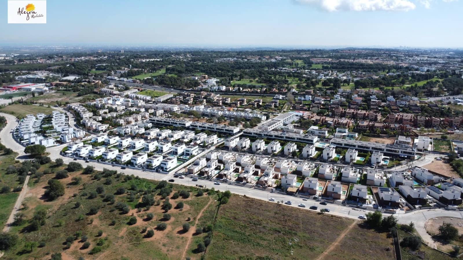 4 Zimmer Villa zu verkaufen in Betera mit Pool Garage - 800.000 € (Ref: 9741837)