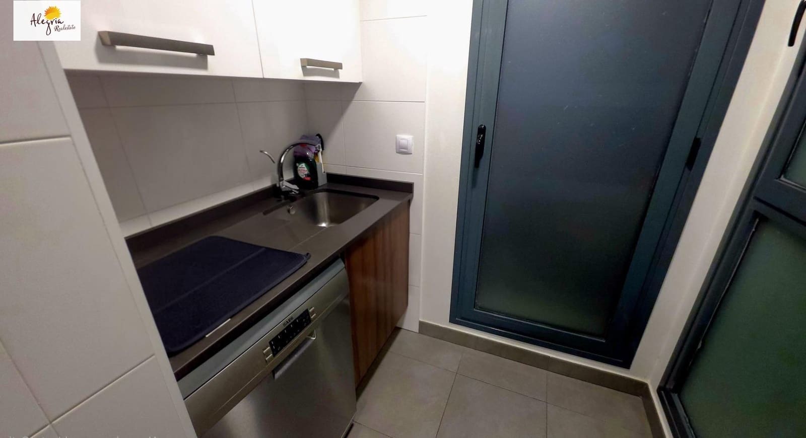 3 soveværelse Lejlighed til salg i Alicante by med swimmingpool garage - € 499.900 (Ref: 9741839)