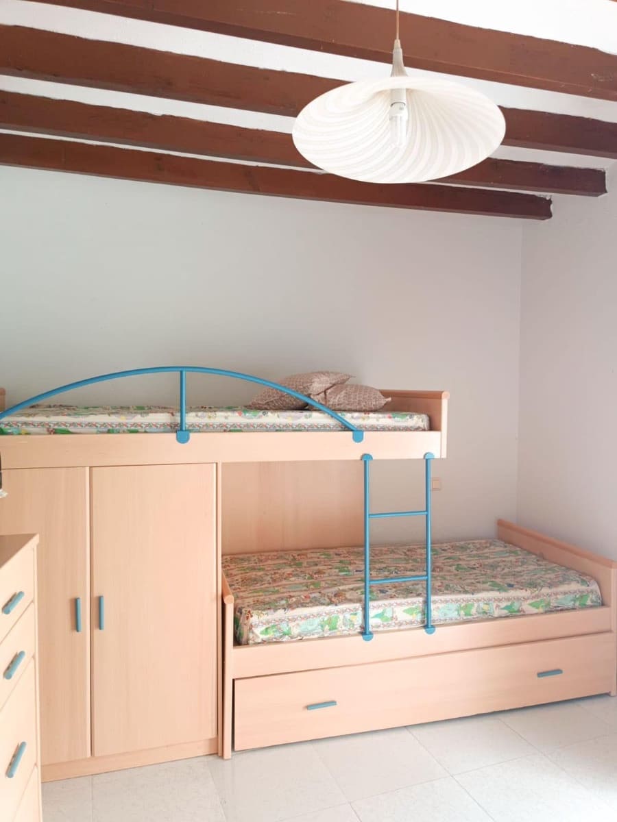 7 bedroom Townhouse for sale in Guadalest - € 210,000 (Ref: 9743162)