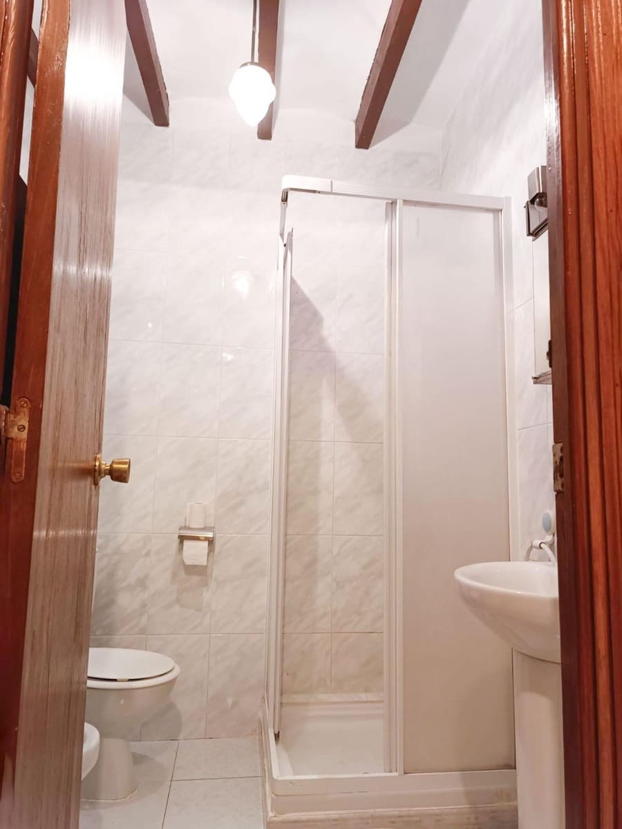 7 bedroom Townhouse for sale in Guadalest - € 210,000 (Ref: 9743162)