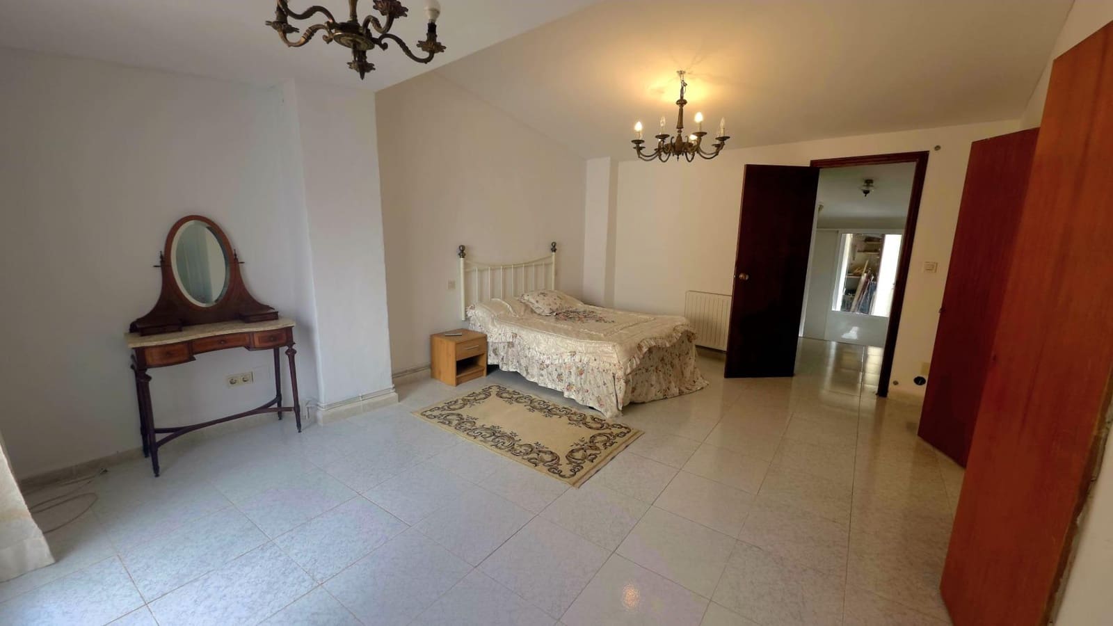 7 bedroom Townhouse for sale in Guadalest - € 210,000 (Ref: 9743162)
