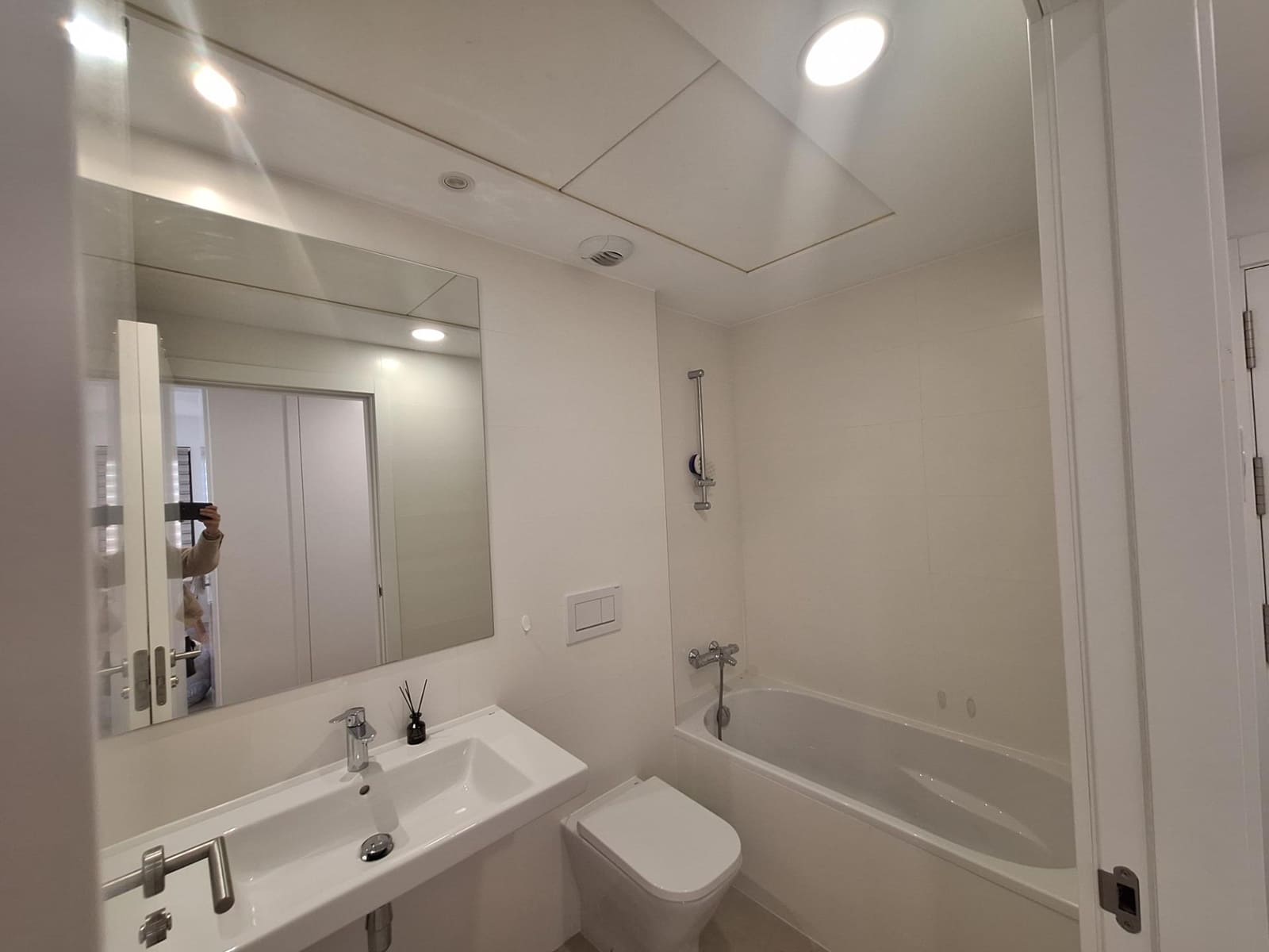 2 bedroom Flat for rent in San Juan de Alicante / Sant Joan d'Alacant with pool garage - € 2,000 (Ref: 9745307)