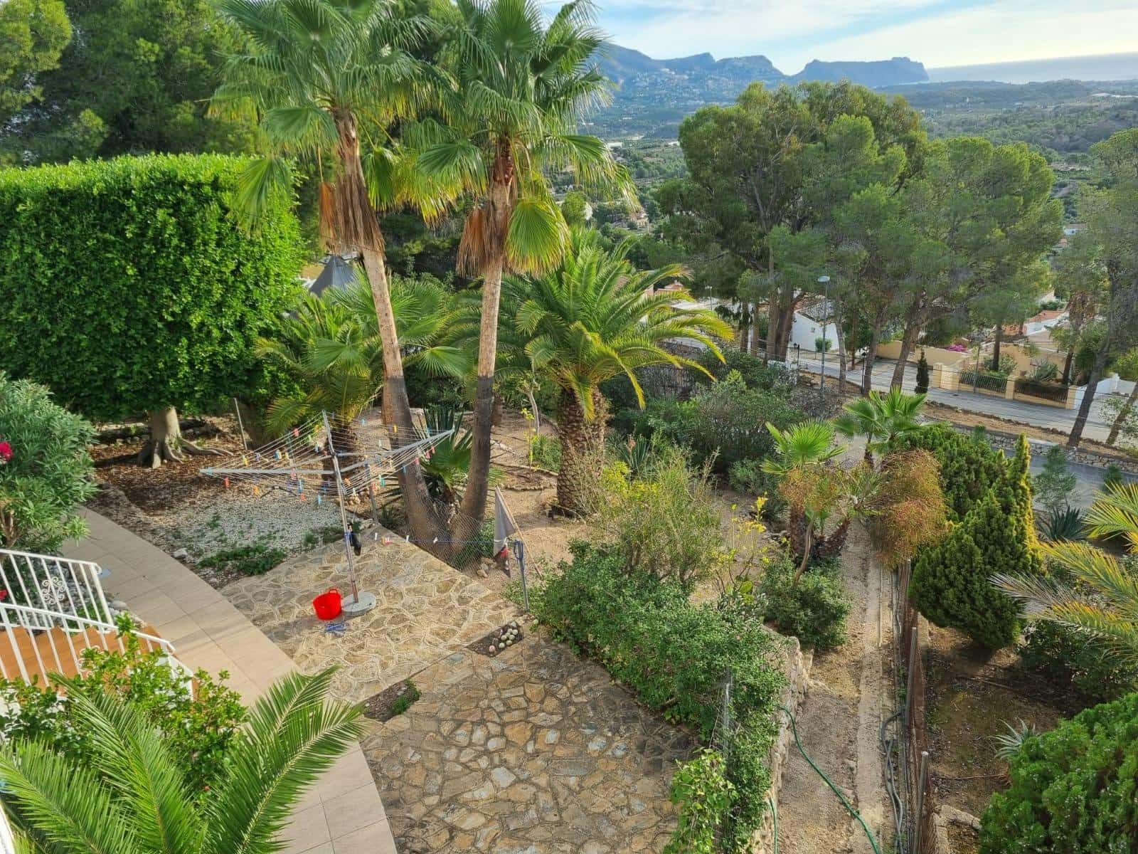 3 soveværelse Villa til salg i La Nucia med swimmingpool - € 788.000 (Ref: 9748098)