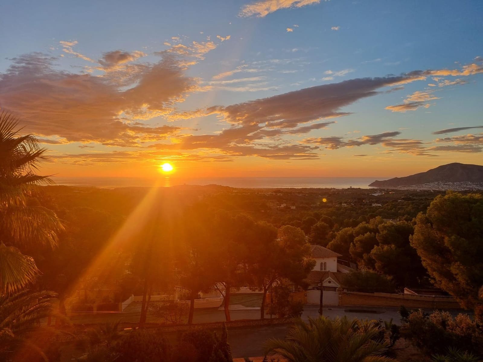 3 soveværelse Villa til salg i La Nucia med swimmingpool - € 788.000 (Ref: 9748098)