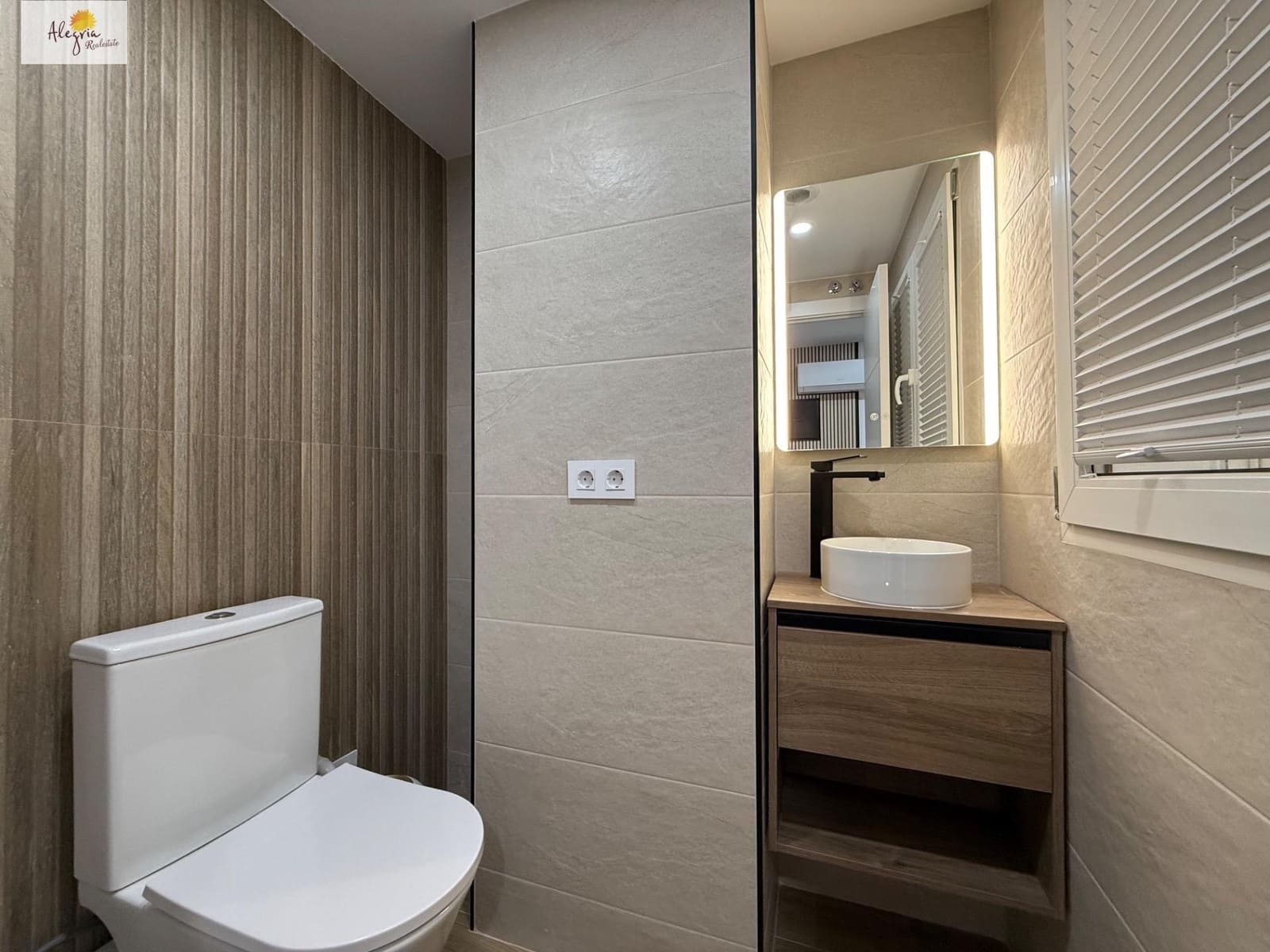 5 sypialnia Pensjonat na sprzedaż w Miasto Alicante / Alacant - 850 000 € (Ref: 9759073)