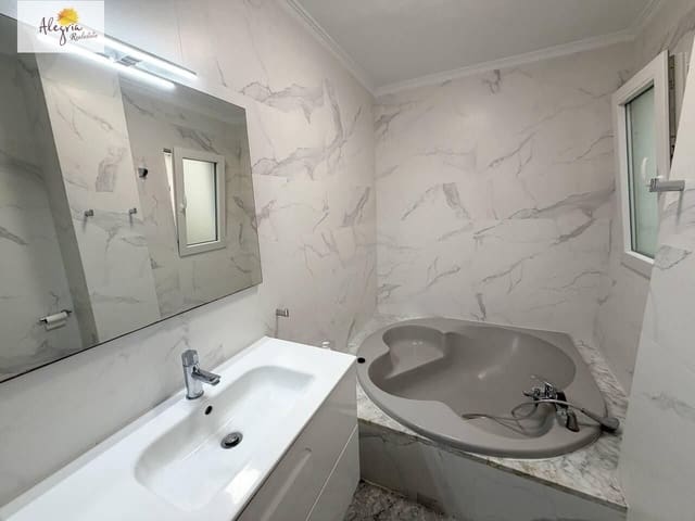 2 soverom Leilighet til salgs i Nou Moles, Valencia by - € 199 000 (Ref: 9762077)