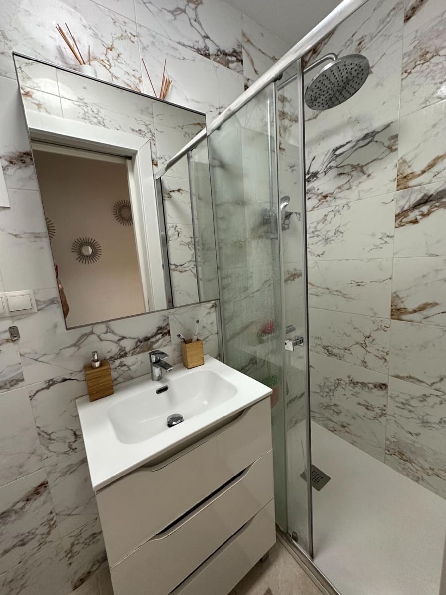 2 quarto Apartamento para venda em Alicante cidade - 140 000 € (Ref: 9762078)