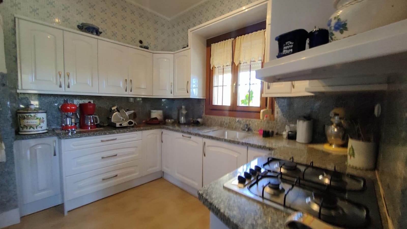 5 slaapkamer Villa te koop in Moraira met zwembad garage - € 1.200.000 (Ref: 9784987)