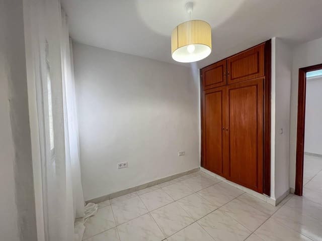 3 soverom Leilighet til leie i Torrent - € 900 (Ref: 9788501)