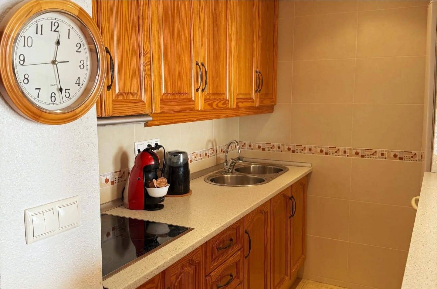 Villa/Maison Mitoyenne de 4 chambres à louer à El Campello avec piscine garage - 1 500 € (Ref: 9791154)