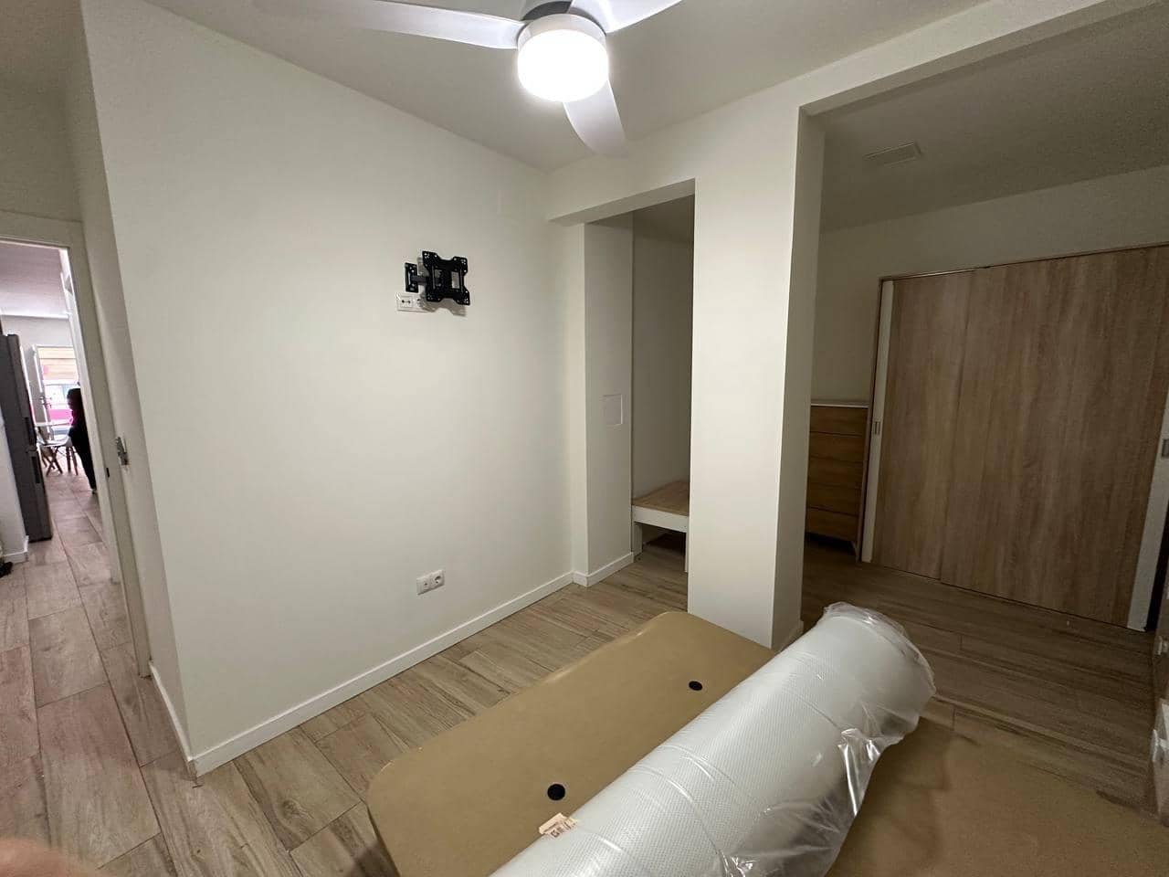Appartement de 2 chambres à louer à Alicante ville - 1 250 € (Ref: 9791155)