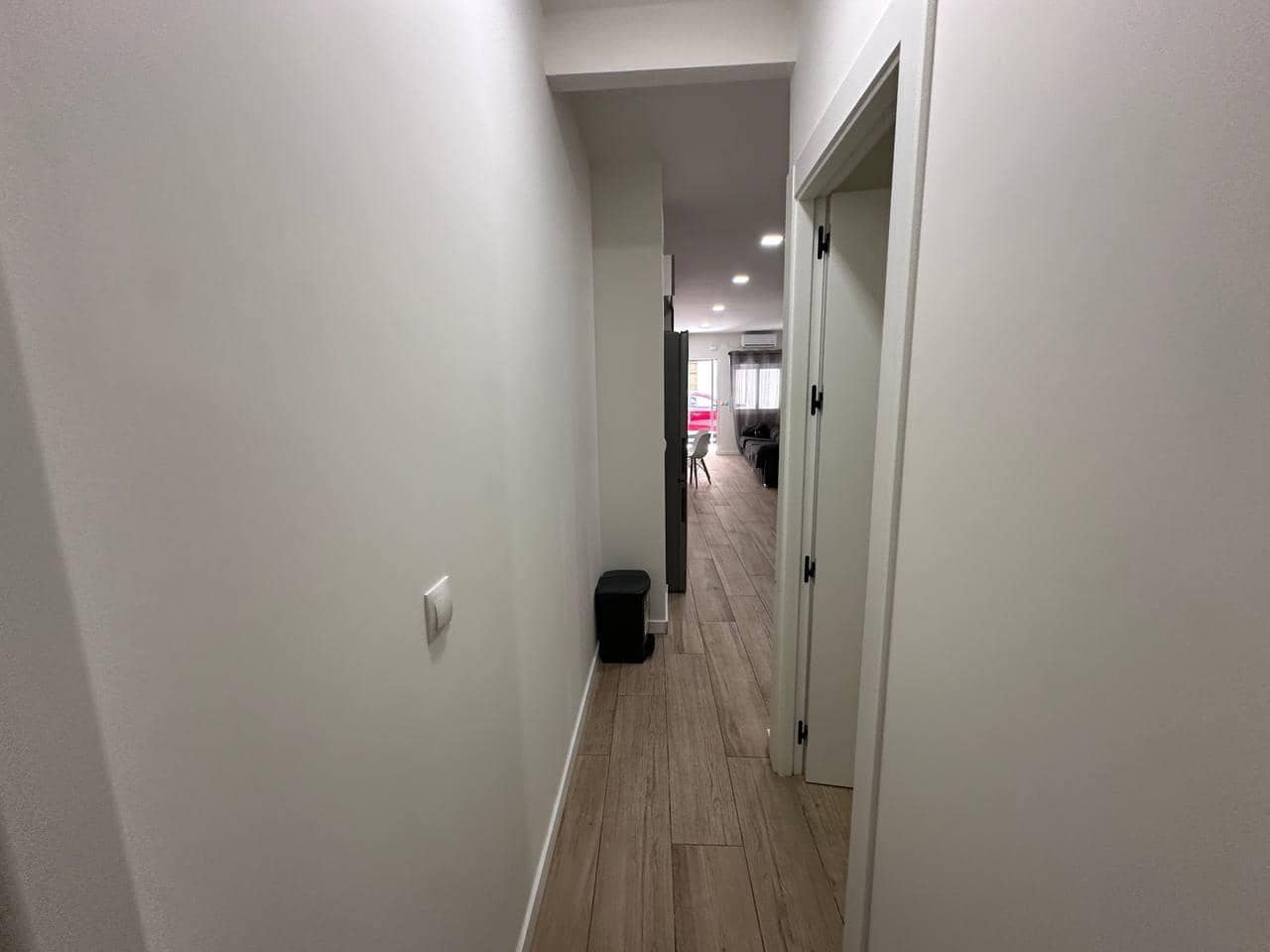 Appartement de 2 chambres à louer à Alicante ville - 1 250 € (Ref: 9791155)