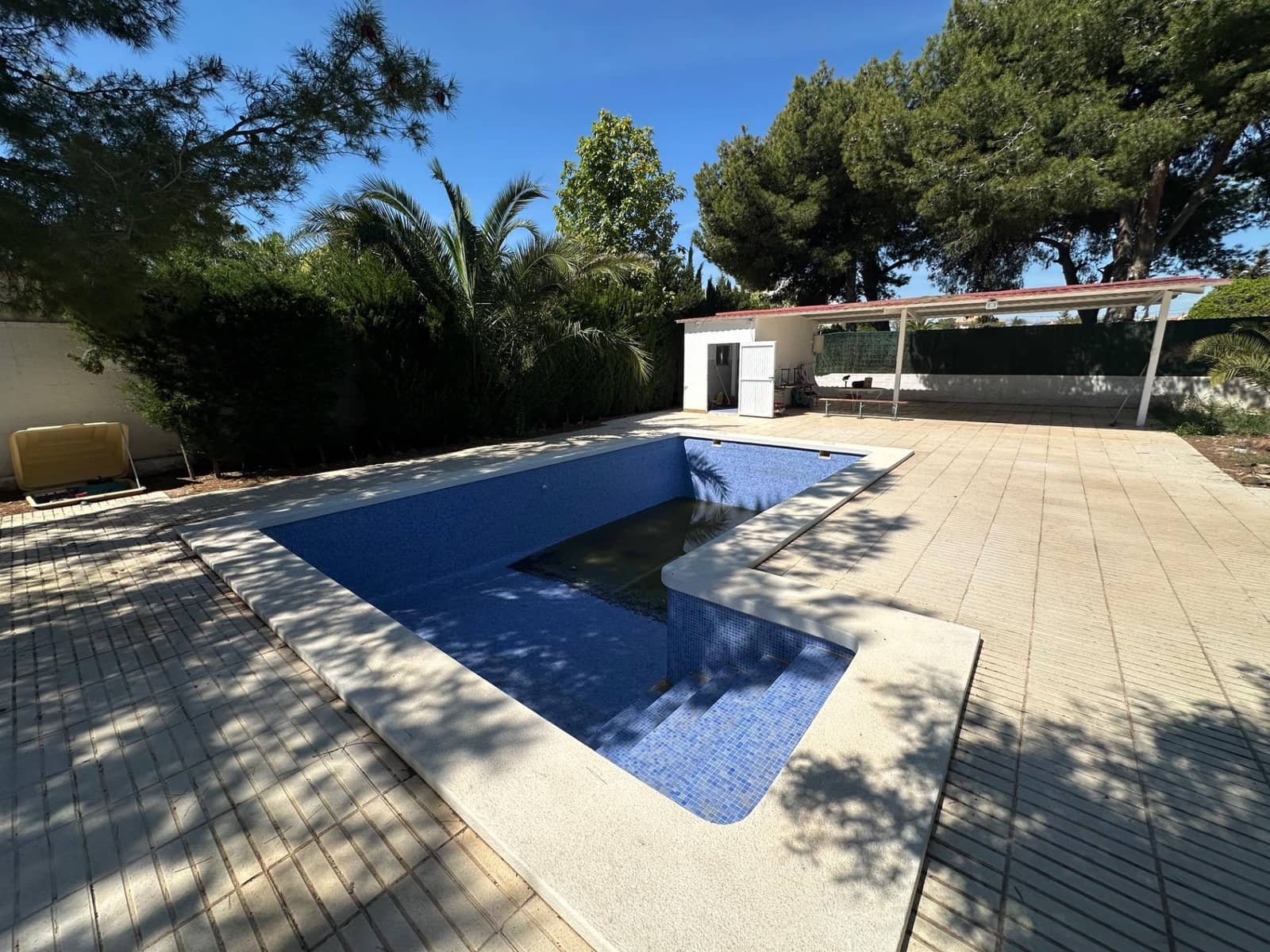 5 bedroom Villa for sale in San Vicente / Sant Vicent del Raspeig - € 590,000 (Ref: 9797234)