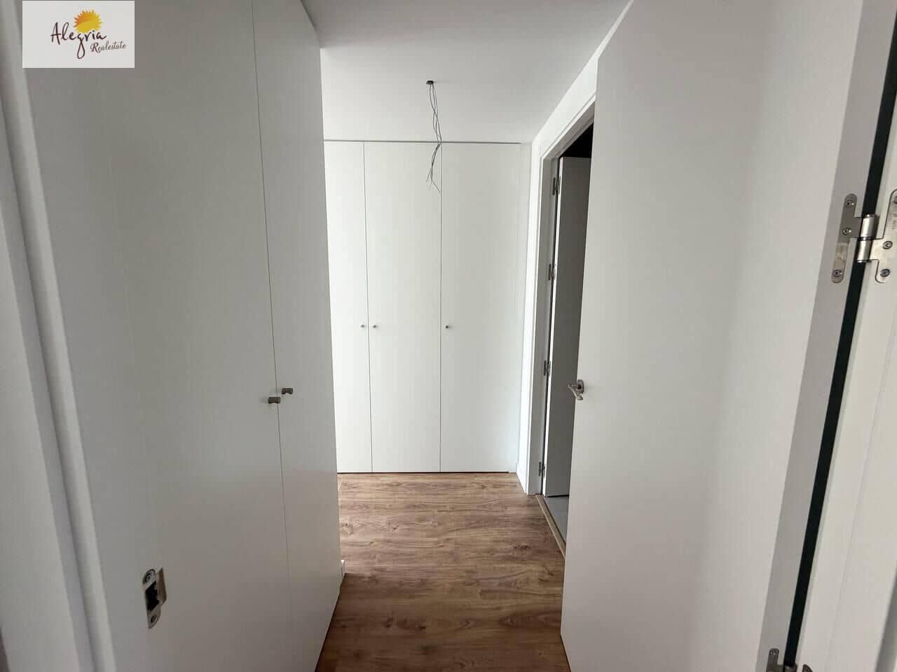 2 soverom Leilighet til leie i Valencia by - € 1 500 (Ref: 9804400)