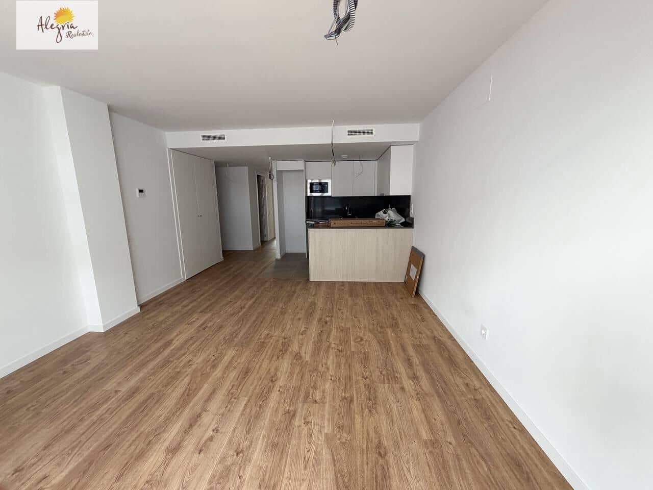 2 soverom Leilighet til leie i Valencia by - € 1 500 (Ref: 9804400)