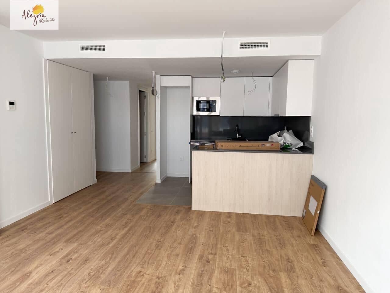 2 soverom Leilighet til leie i Valencia by - € 1 500 (Ref: 9804400)